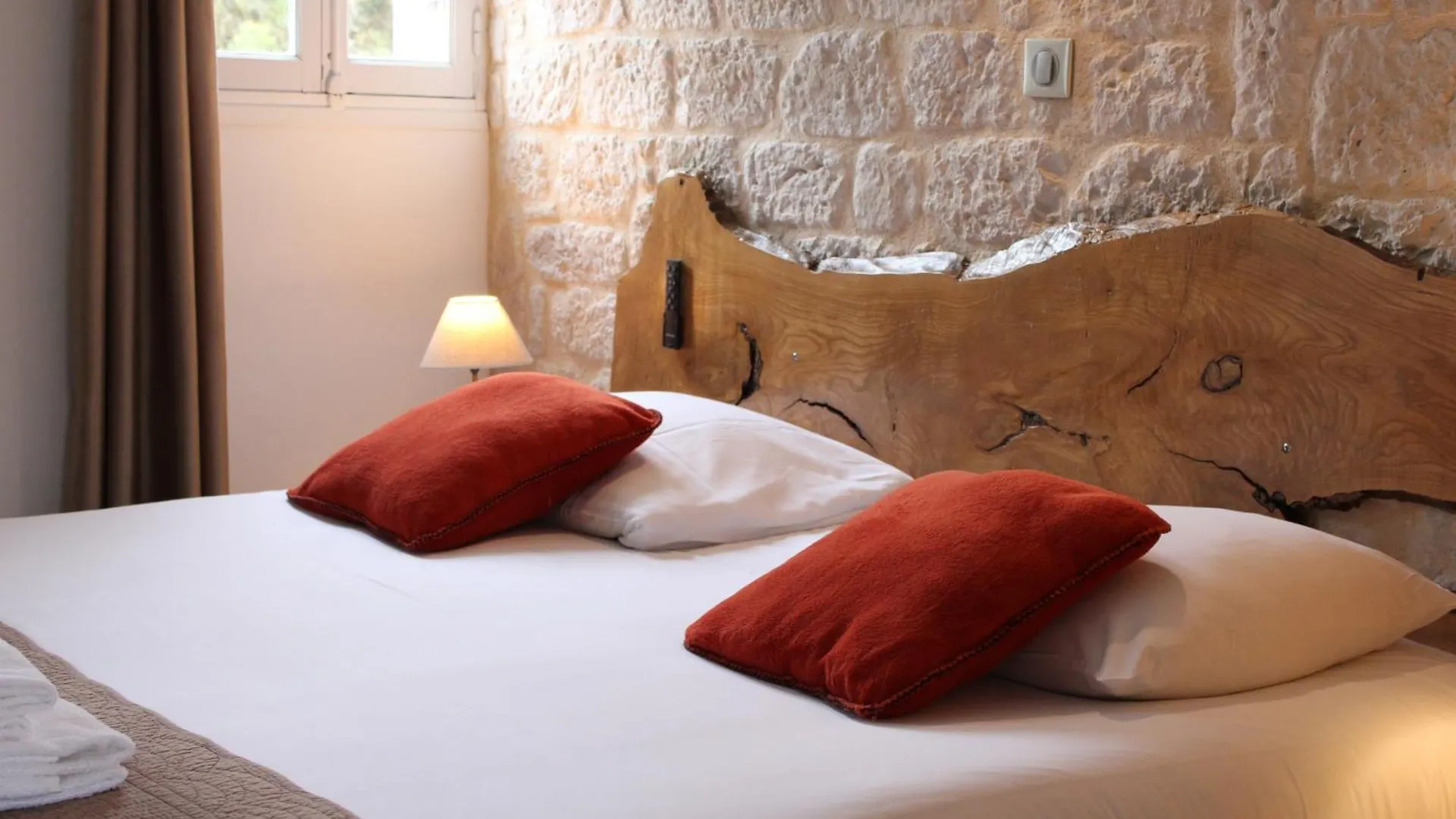 Hôtel Restaurant des Grottes du Pech Merle Cabrerets