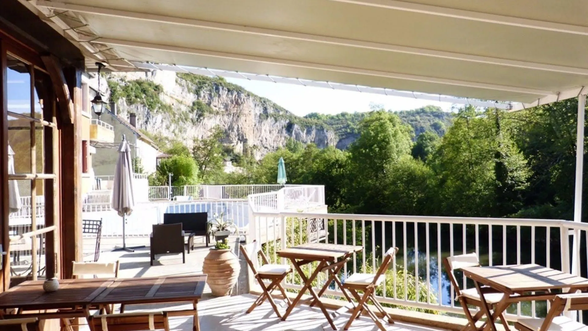 Hôtel Restaurant des Grottes du Pech Merle Cabrerets